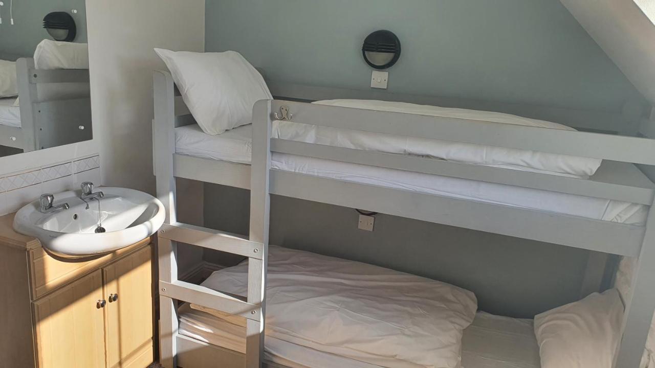 Хостел Yha Port Eynon Экстерьер фото